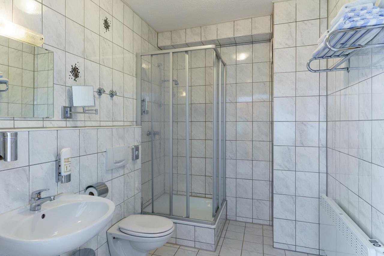 Hotel Rosenstein Heubach  Екстериор снимка