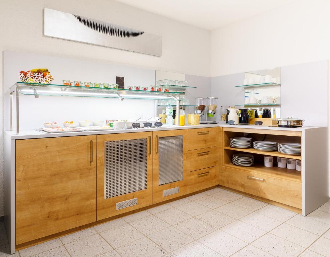 Hotel Rosenstein Heubach  Екстериор снимка